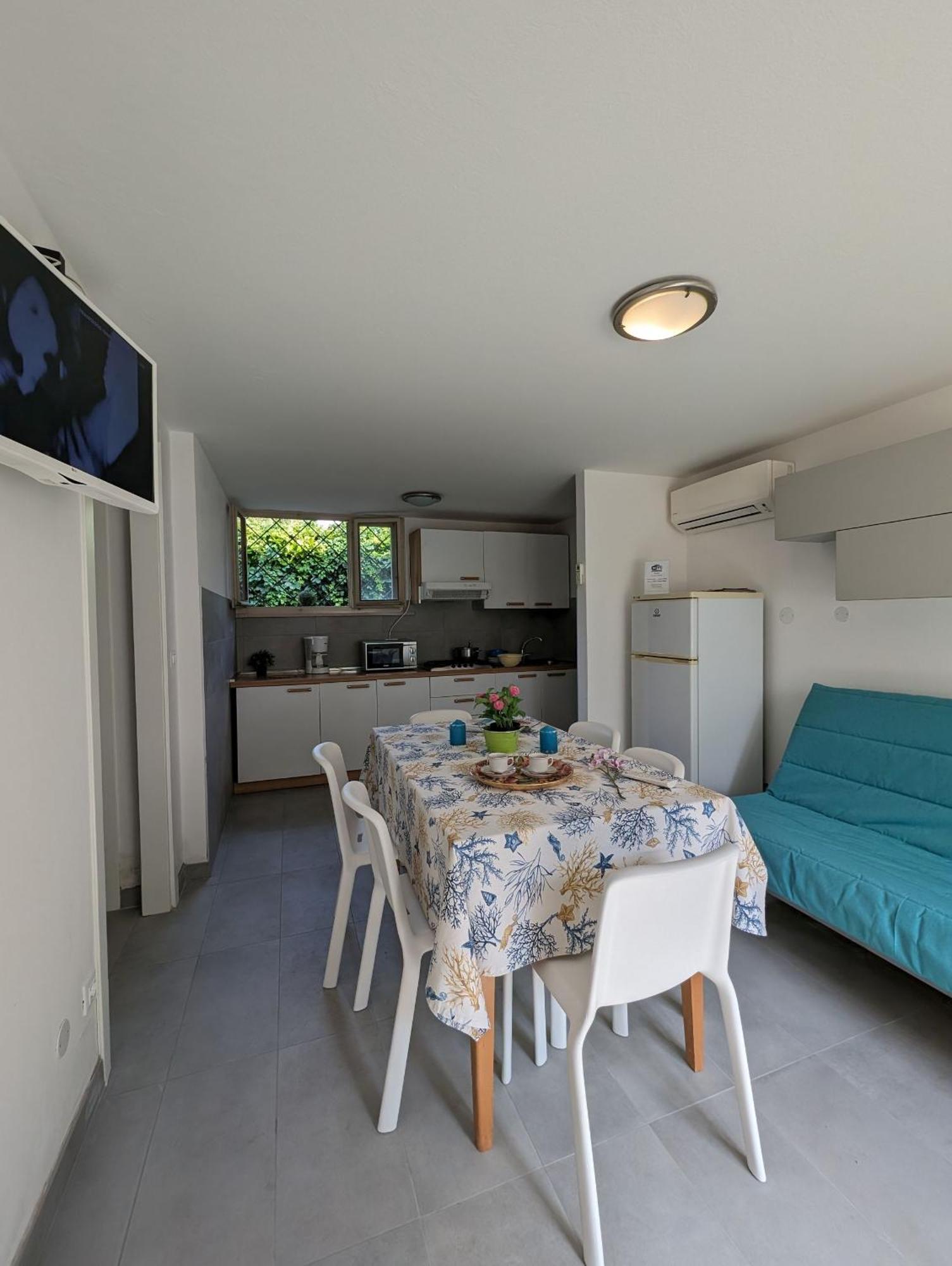 Villa Tre Pini Lignano Sabbiadoro Esterno foto