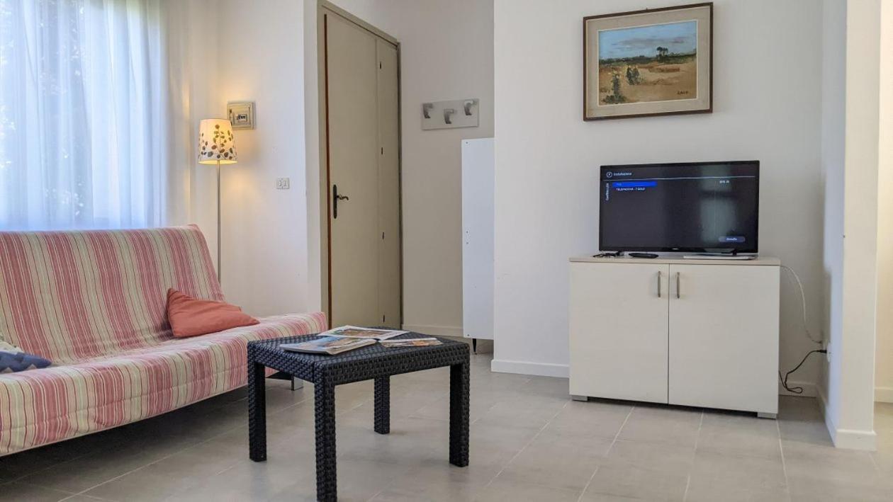 Villa Tre Pini Lignano Sabbiadoro Esterno foto